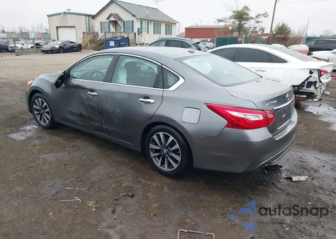 2017 Nissan Altima 2.5 Sv z USA, uszkodzony, nr VIN 1N4AL3AP5HC285187